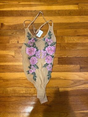Sheer Floral Applique Bodysuit - Pink on Tan